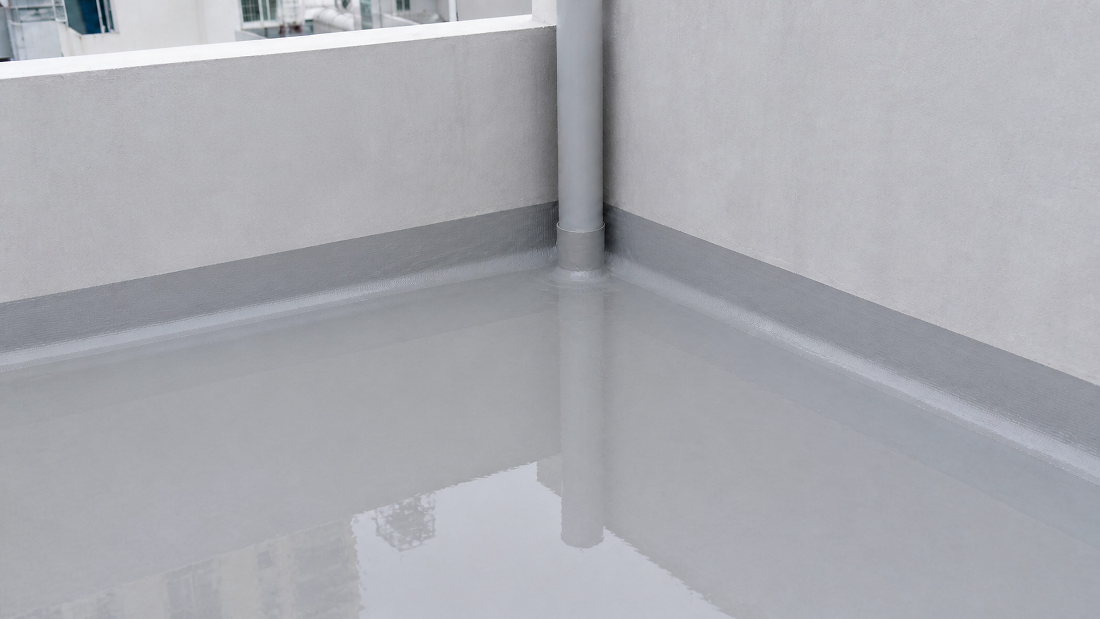 Thử nước sau chống thấm cổ ống